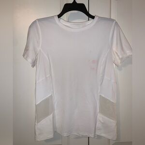 Women’s Lululemon shirt